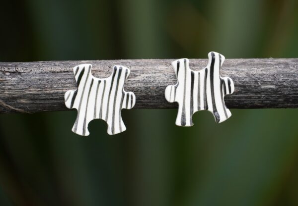 zebra puzzle - Image 2
