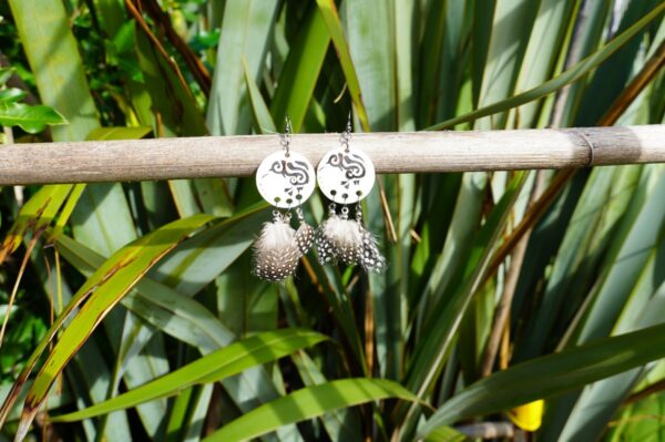 Ceramic jewellery from NZ