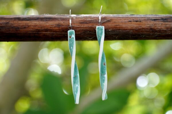 Ceramic jewellery from NZ