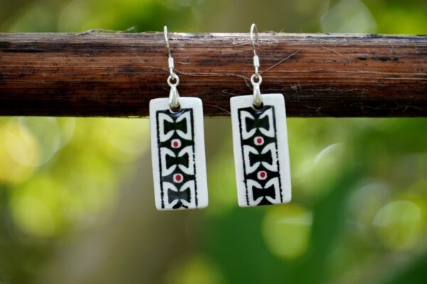 Ceramic jewellery from NZ